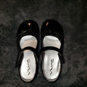 Girls Dress Shoes